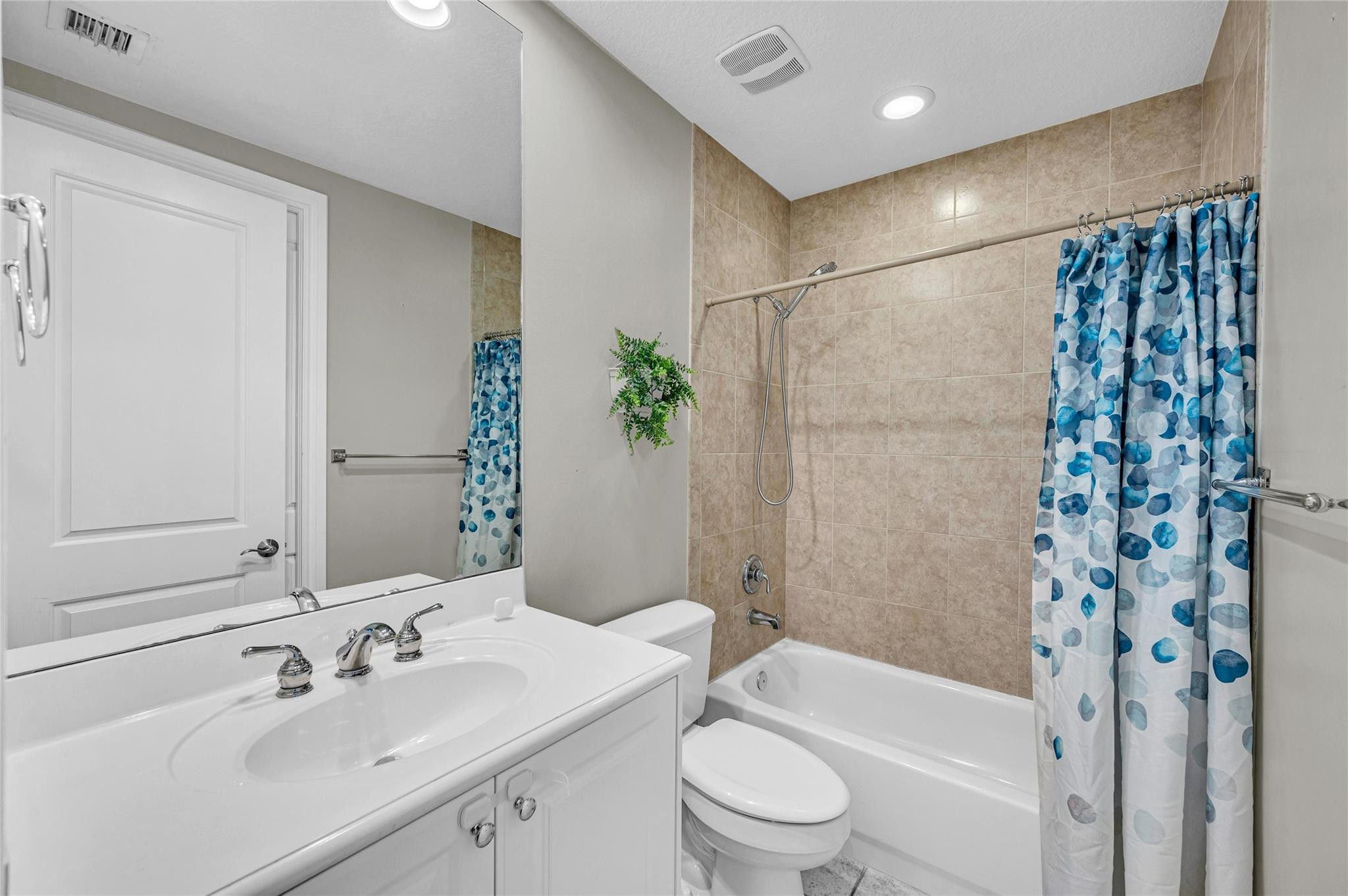 1617 NE 2nd Court NONE