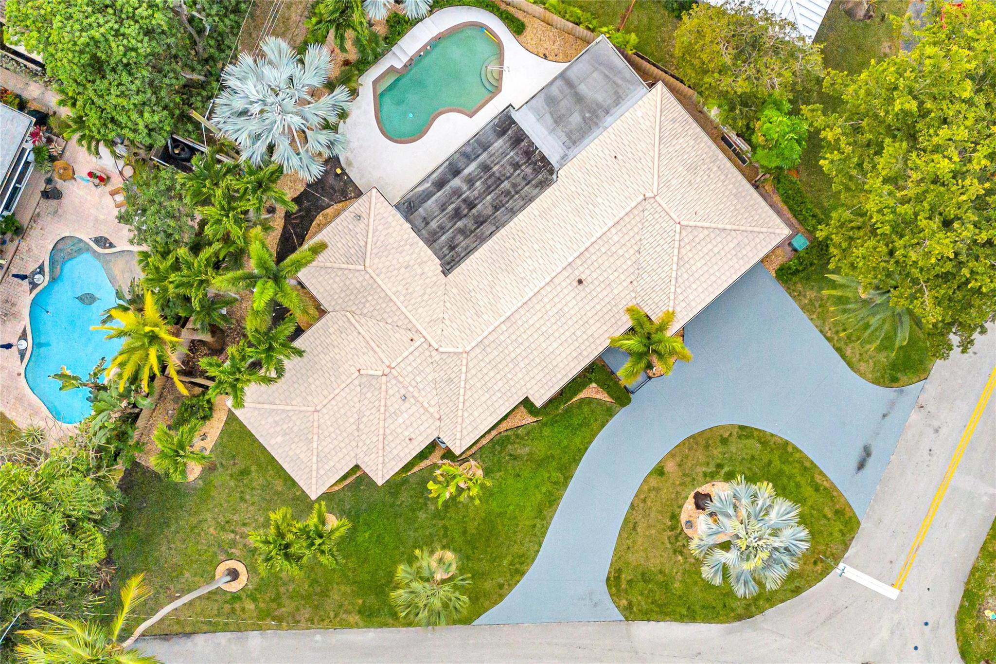 1760 NE 40th Court