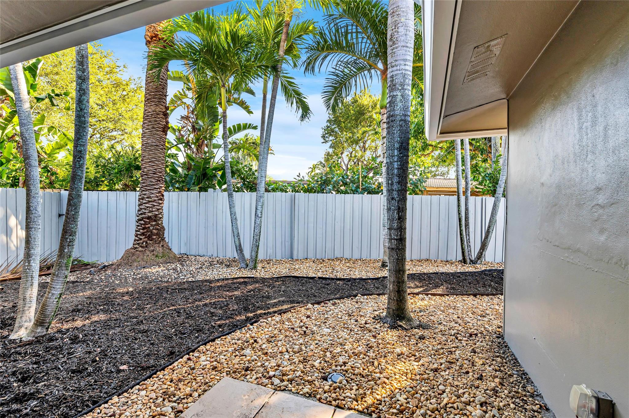 1760 NE 40th Court