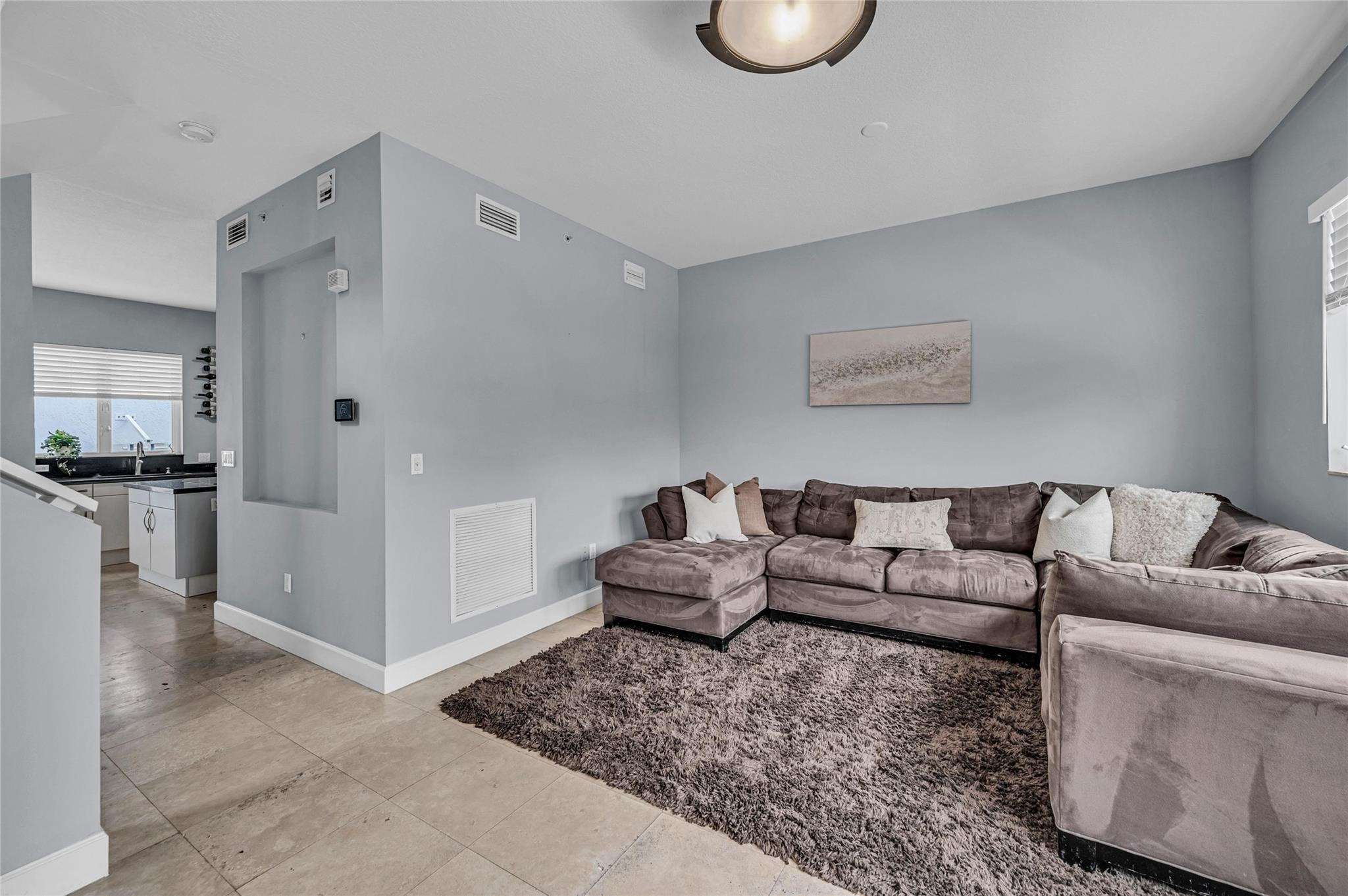 832 N Victoria Park Road 832