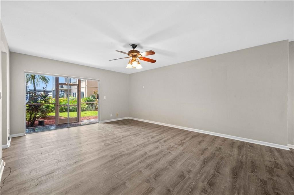 1510 SE 15th Street 106