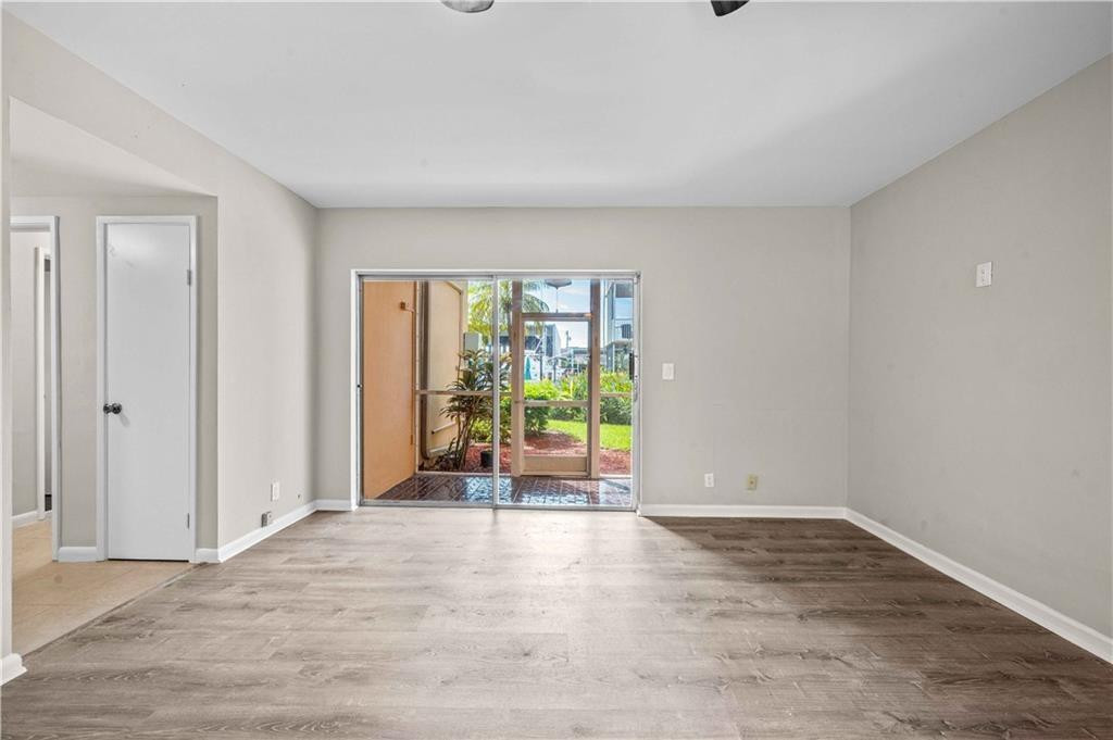 1510 SE 15th Street 106