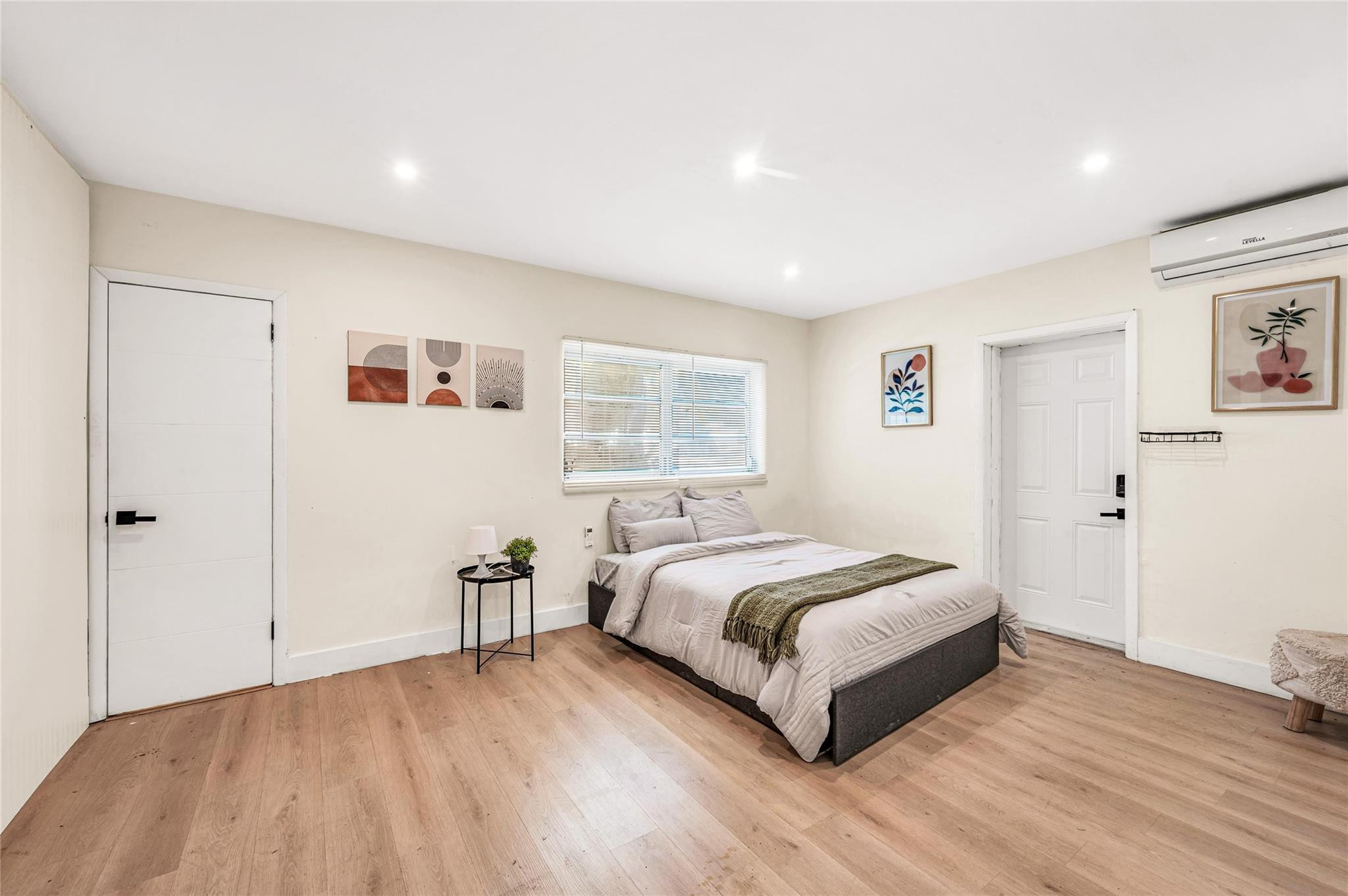 1760 NE 13th Street