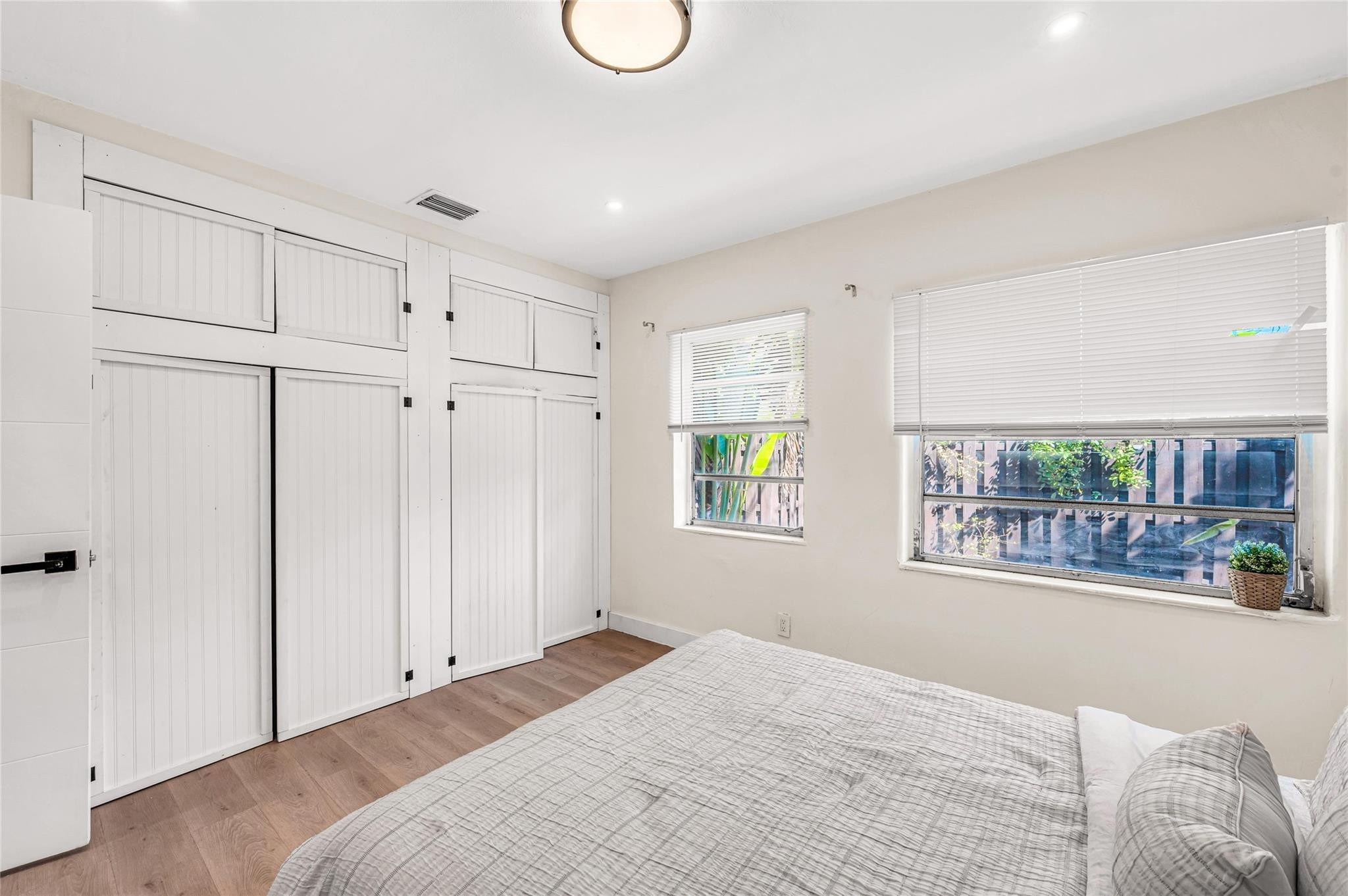 1760 NE 13th Street