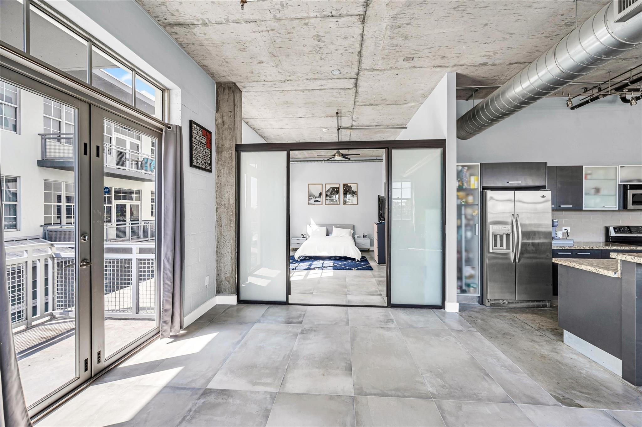 435 N Andrews Avenue 301