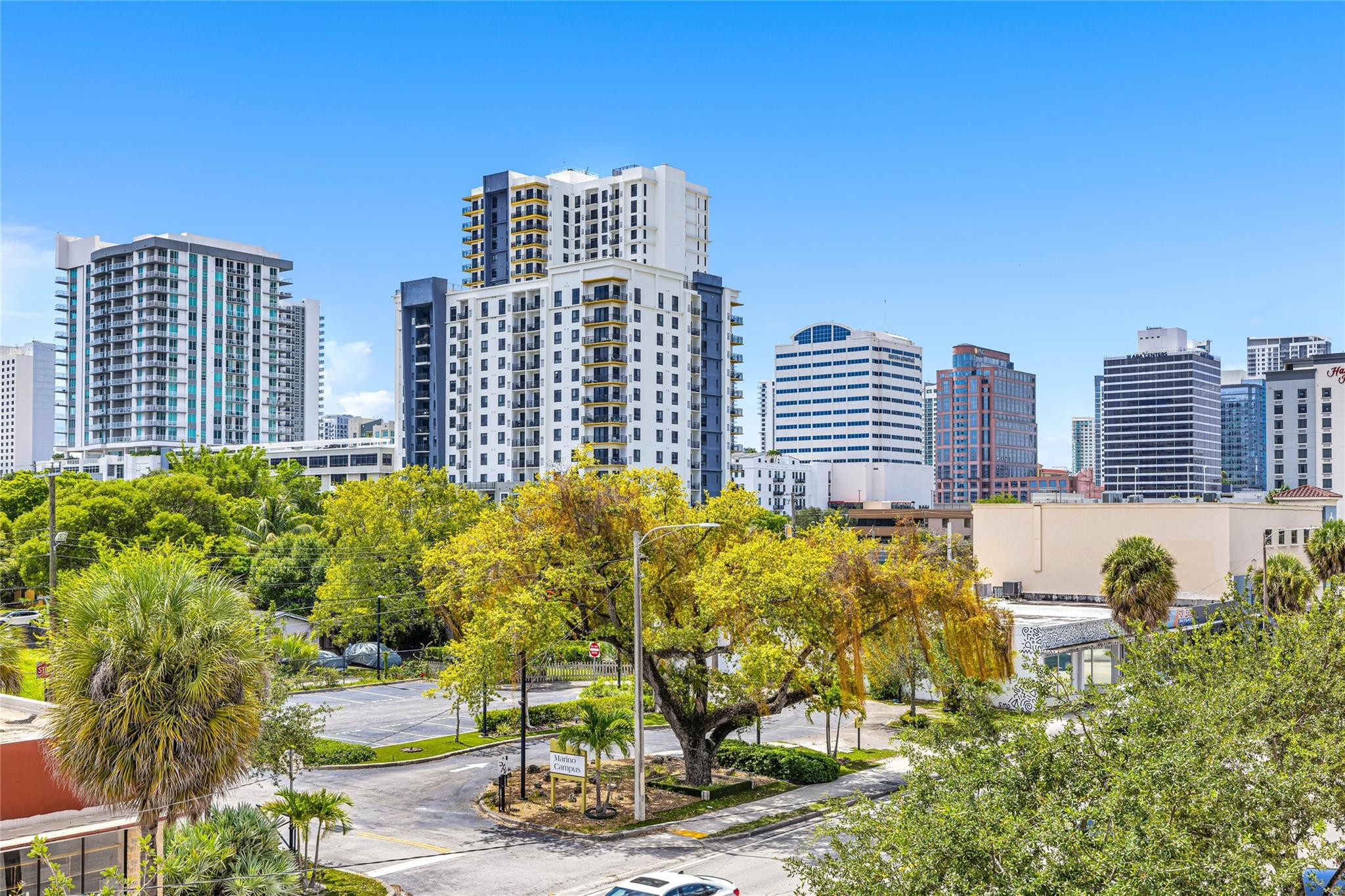 435 N Andrews Avenue 301