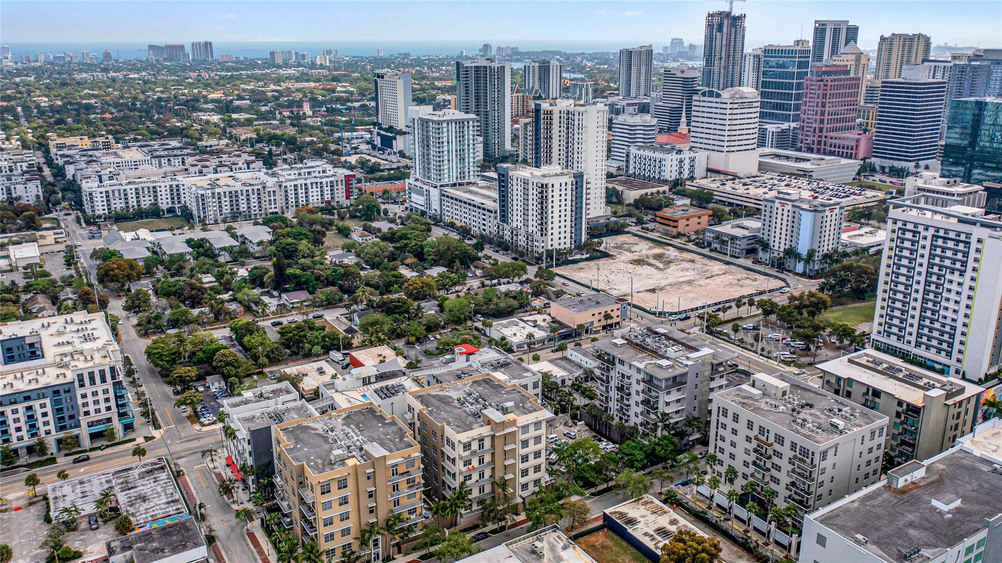 435 N Andrews Avenue 301