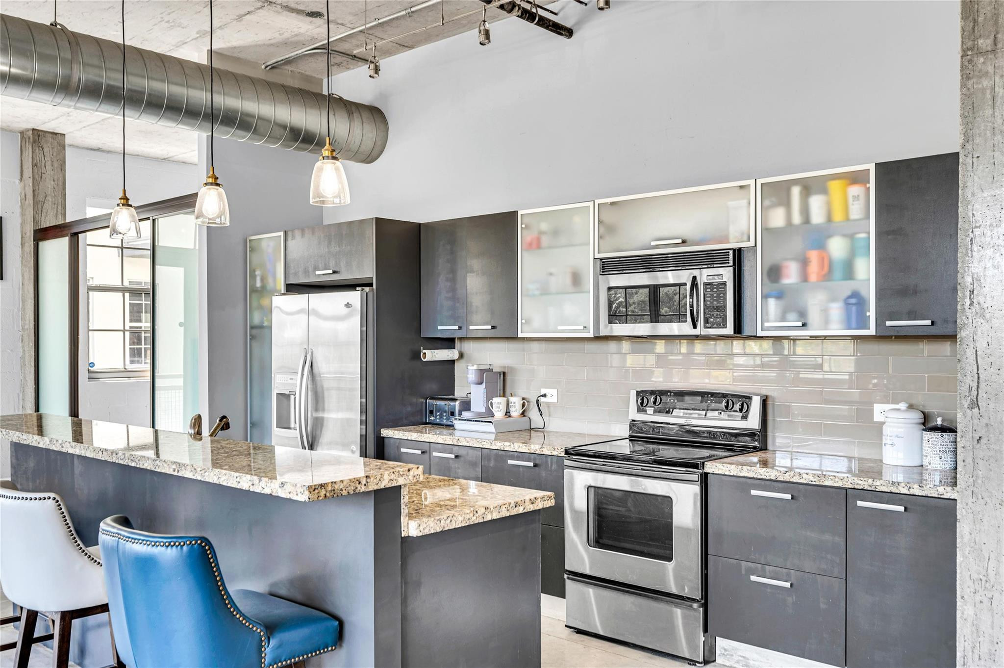 435 N Andrews Avenue 301