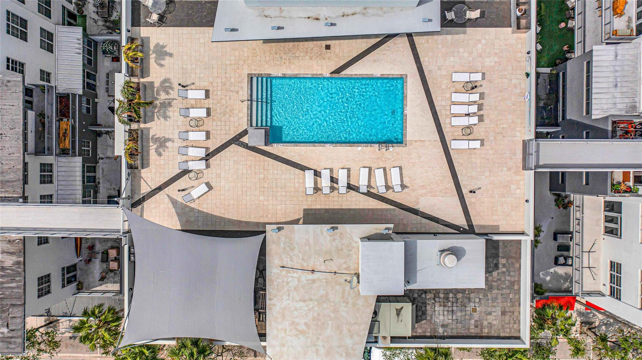 435 N Andrews Avenue 301