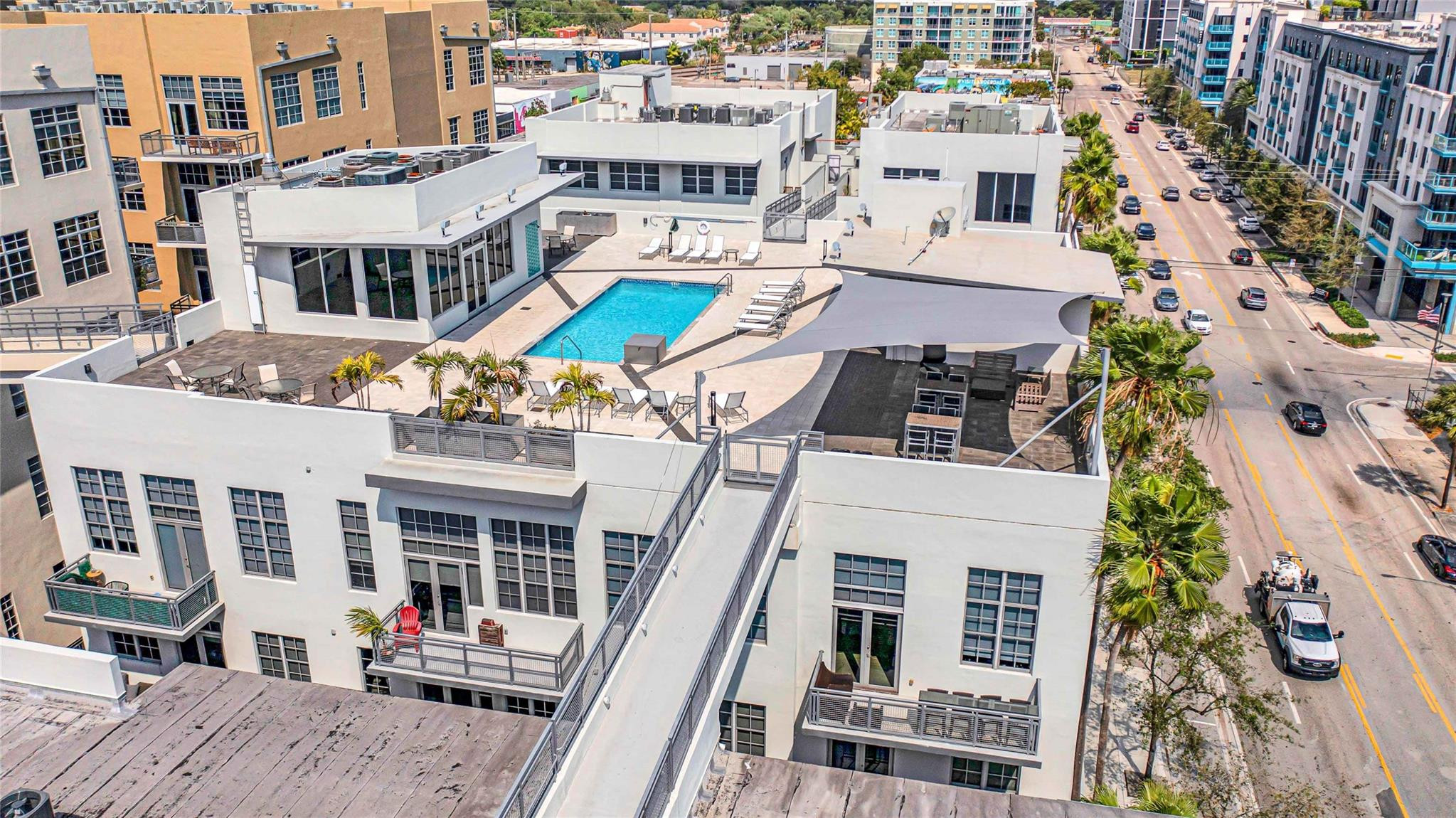 435 N Andrews Avenue 301