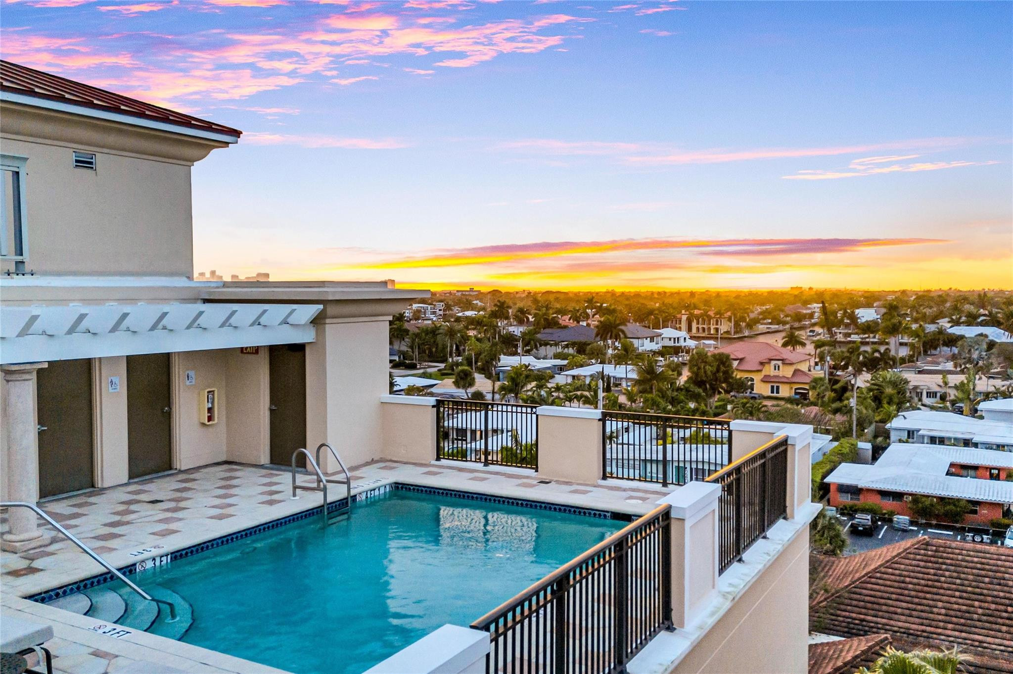 2509 N Ocean Boulevard 576