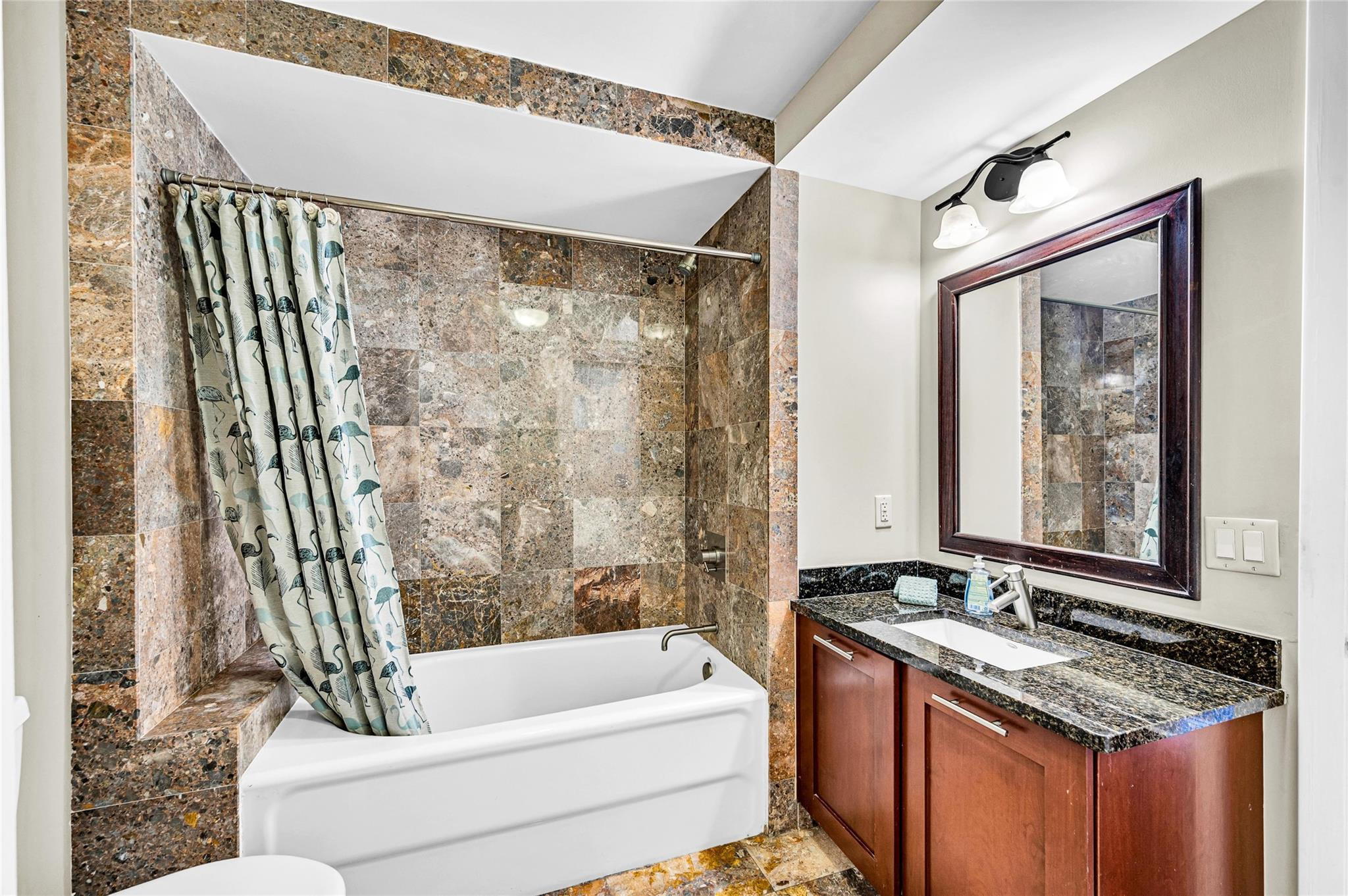 2509 N Ocean Boulevard 576