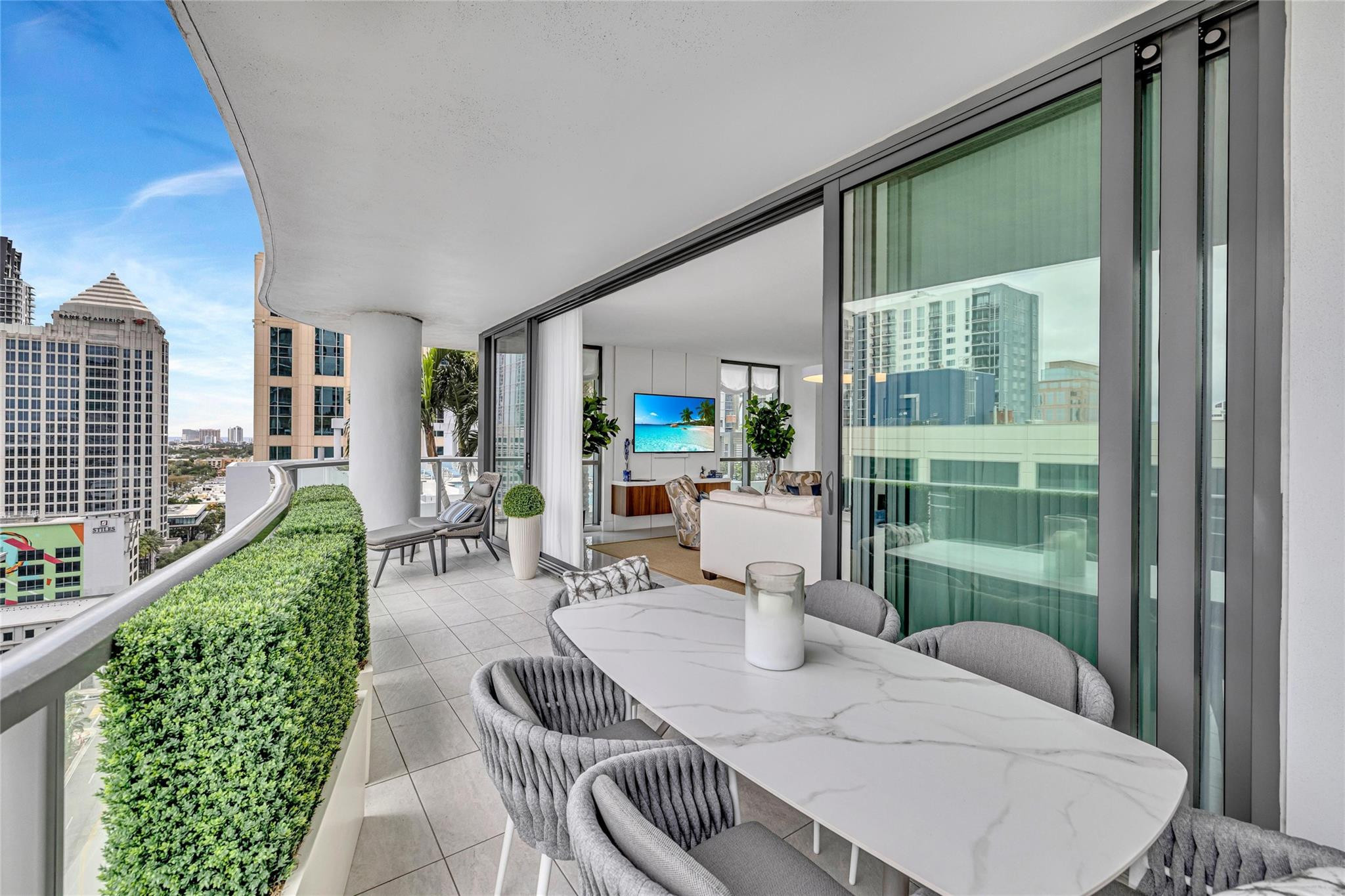 100 E Las Olas Boulevard 1701