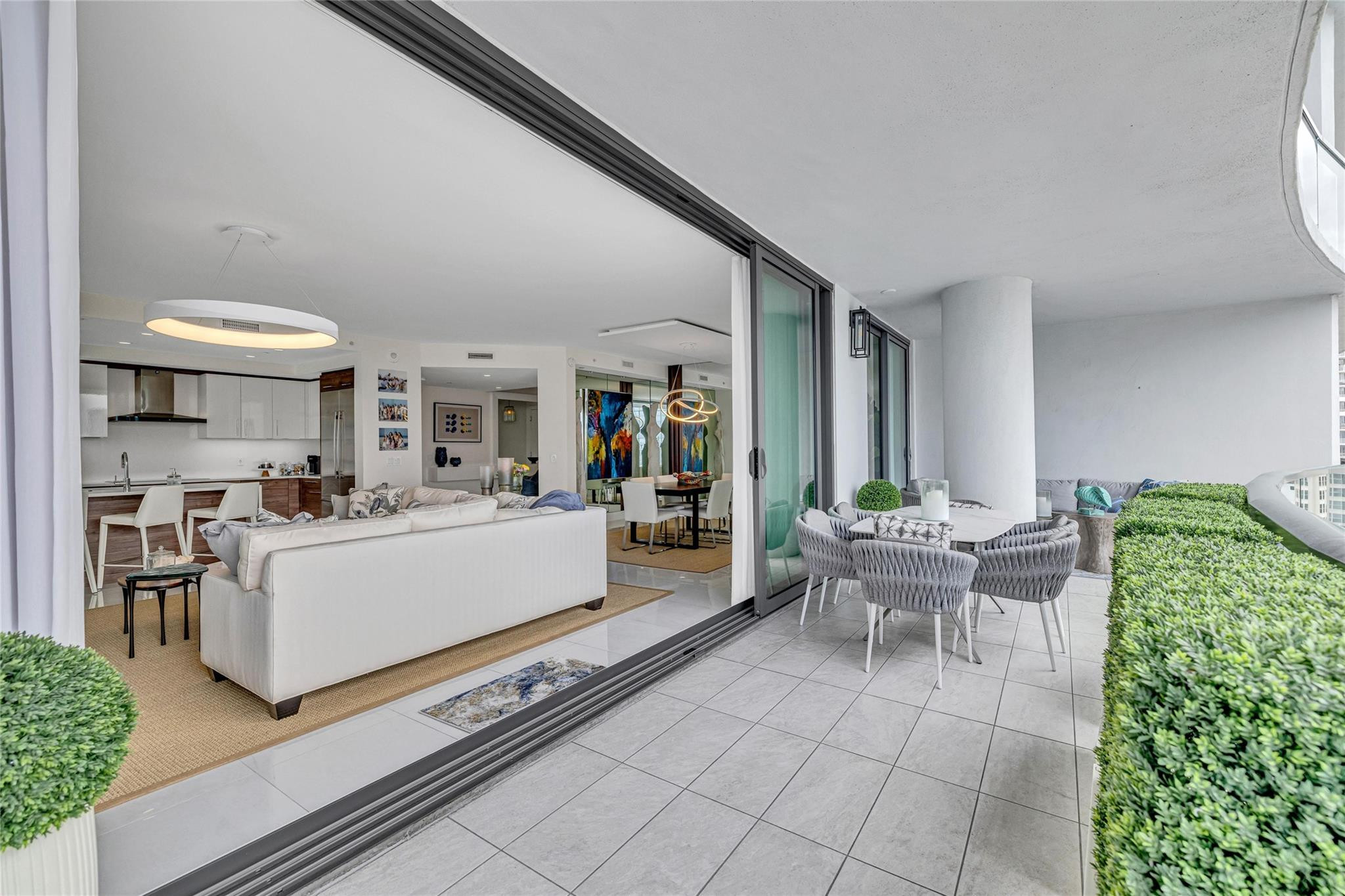 100 E Las Olas Boulevard 1701