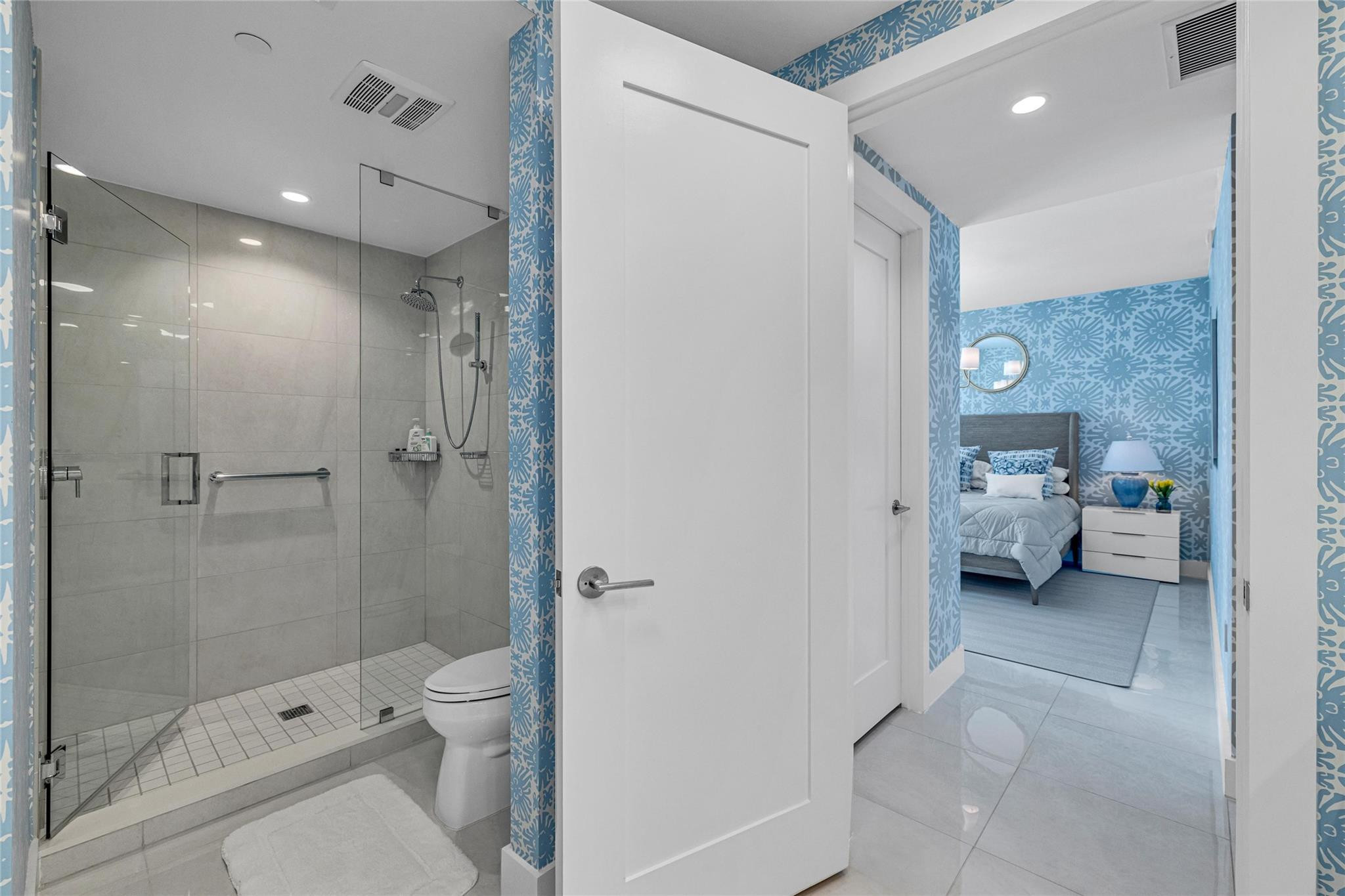 100 E Las Olas Boulevard 1701