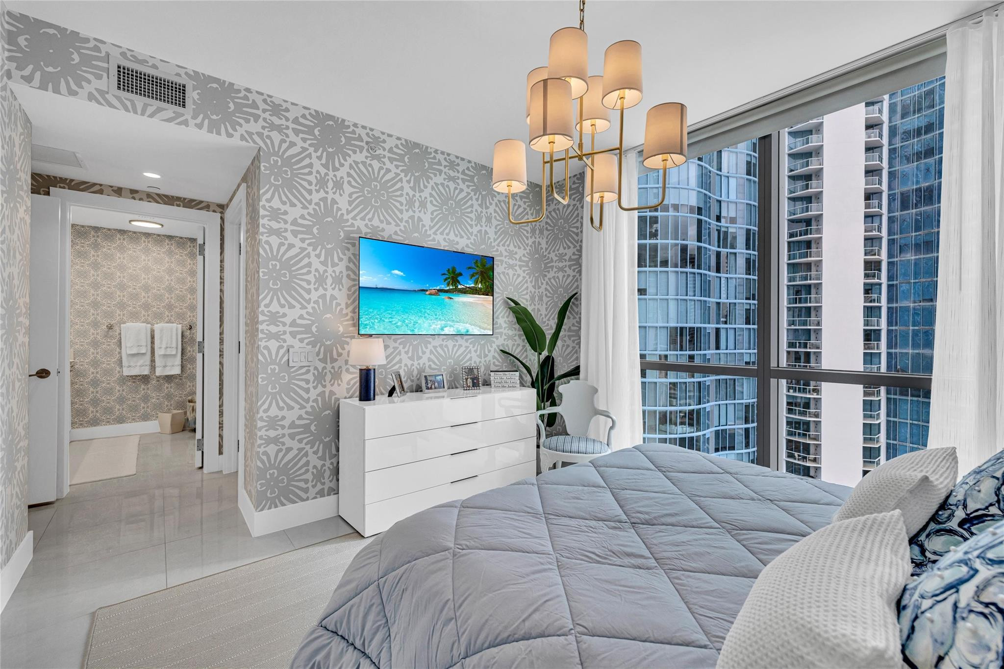 100 E Las Olas Boulevard 1701