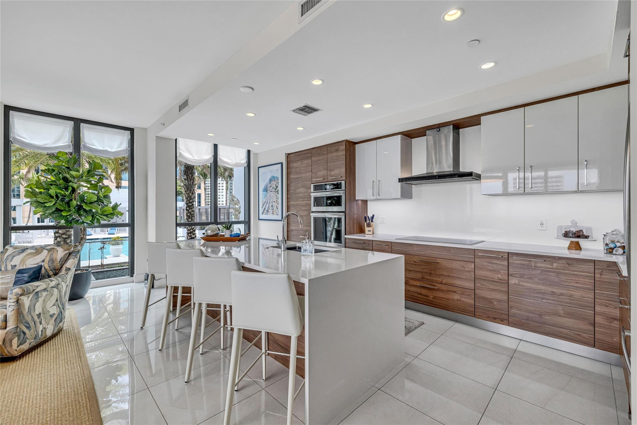 100 E Las Olas Boulevard 1701