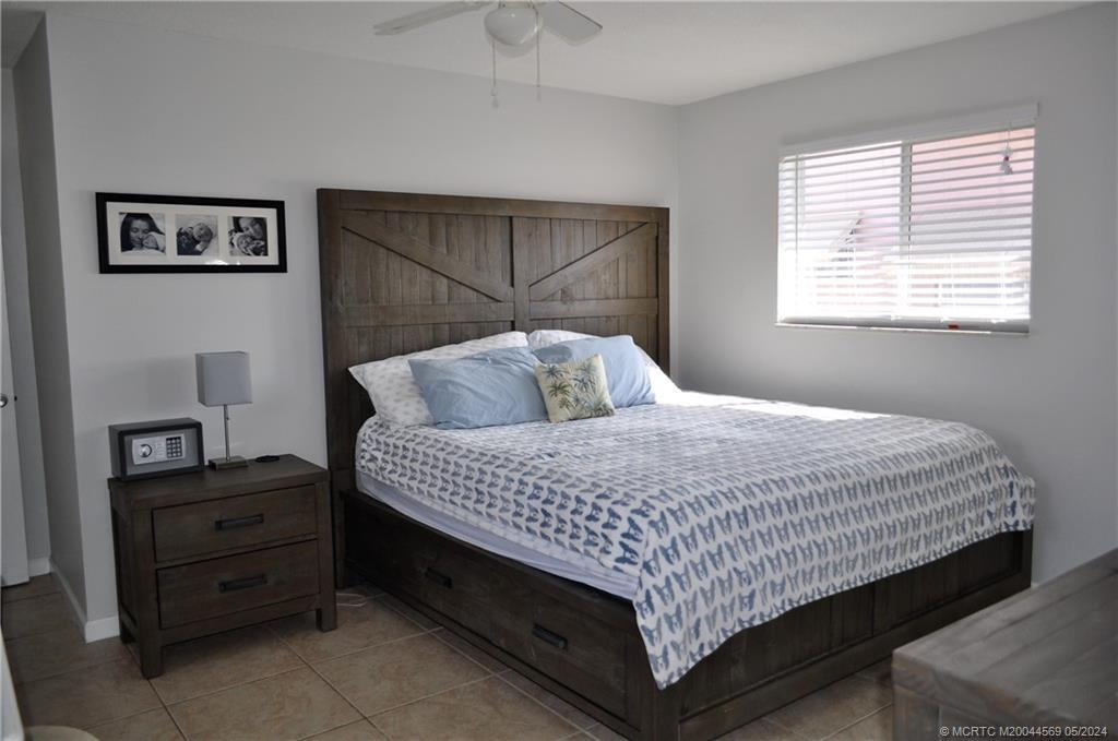 2113-2115 NE 56th Court