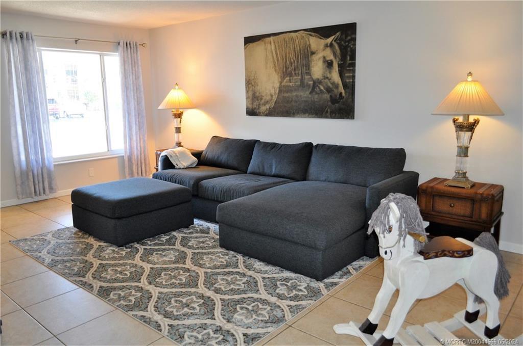 2113-2115 NE 56th Court