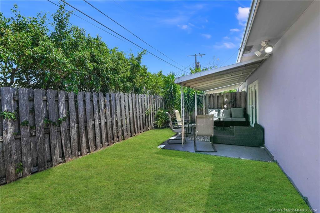 2113-2115 NE 56th Court