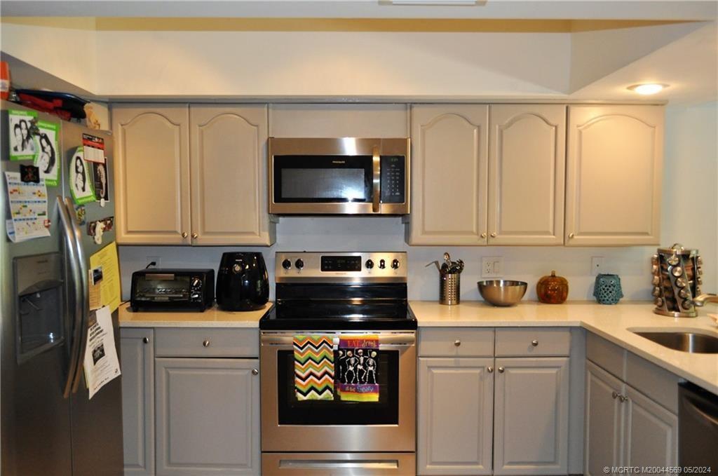 2113-2115 NE 56th Court