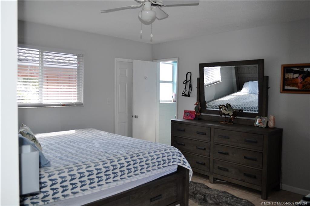 2113-2115 NE 56th Court