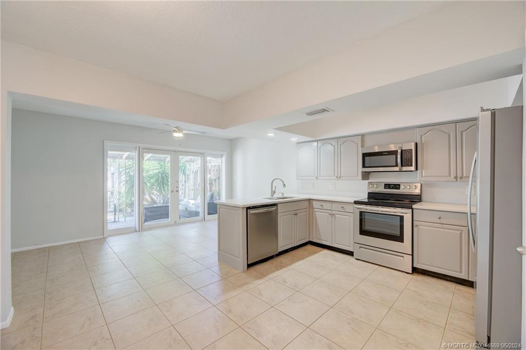 2113-2115 NE 56th Court