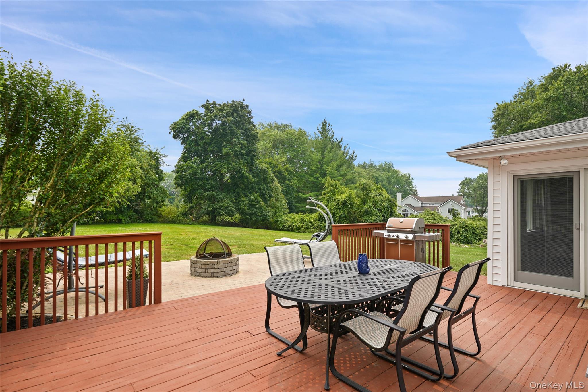 12 Hilltop Drive