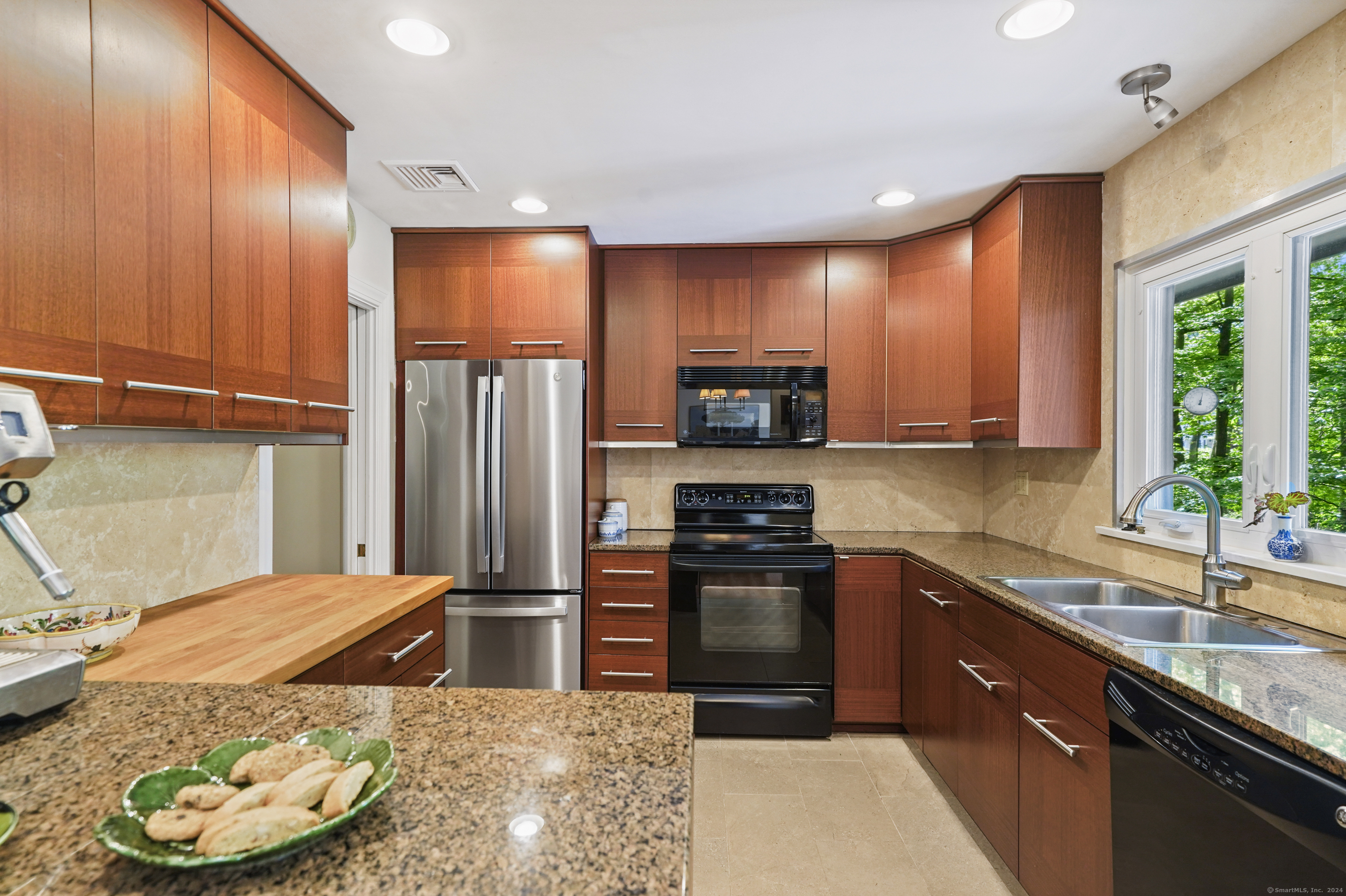 13 Swampscott Road