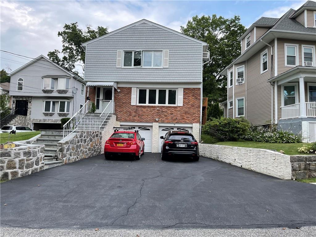 19 White Stone Place Unit: 1