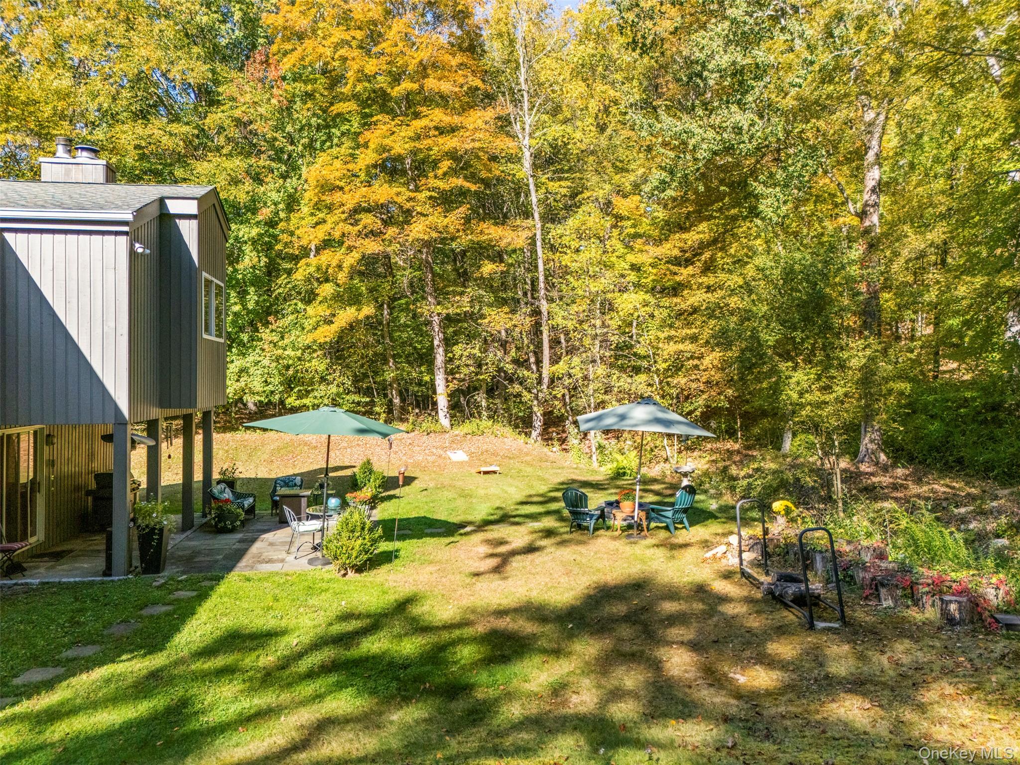 61 Mill River Road