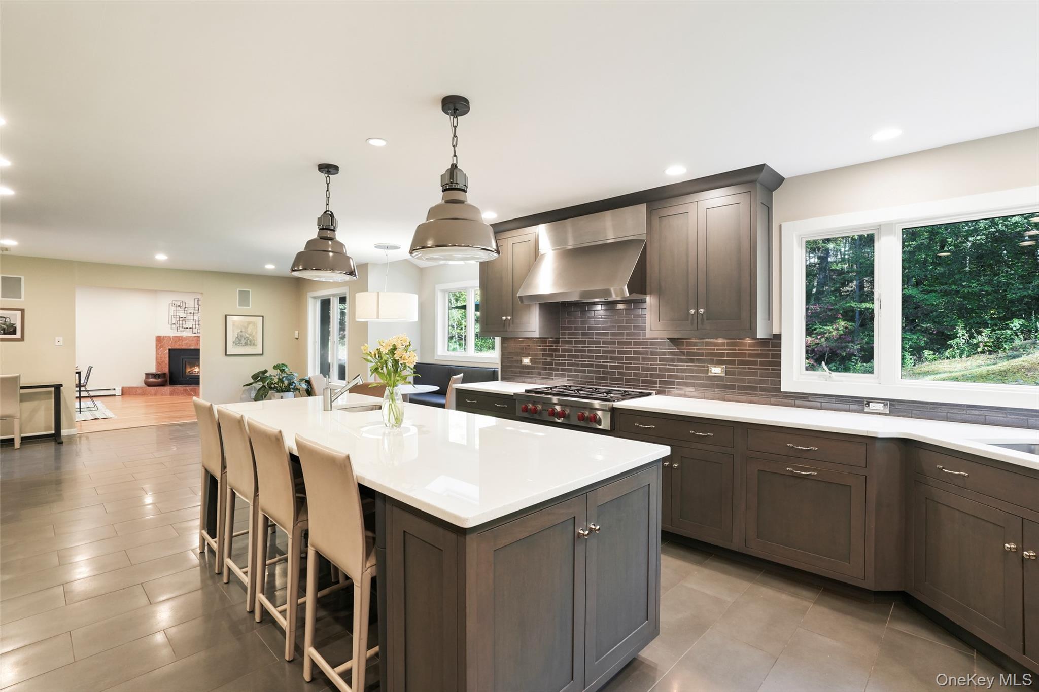 61 Mill River Road