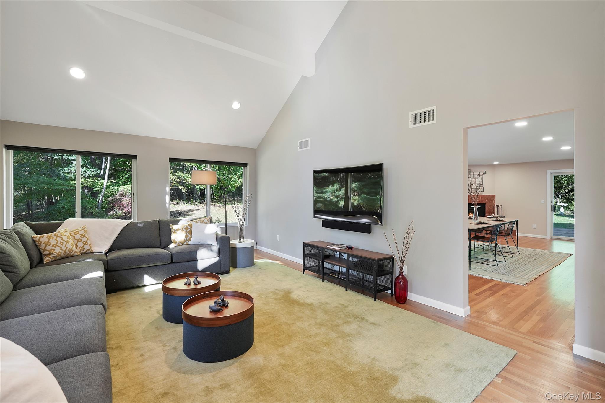 61 Mill River Road