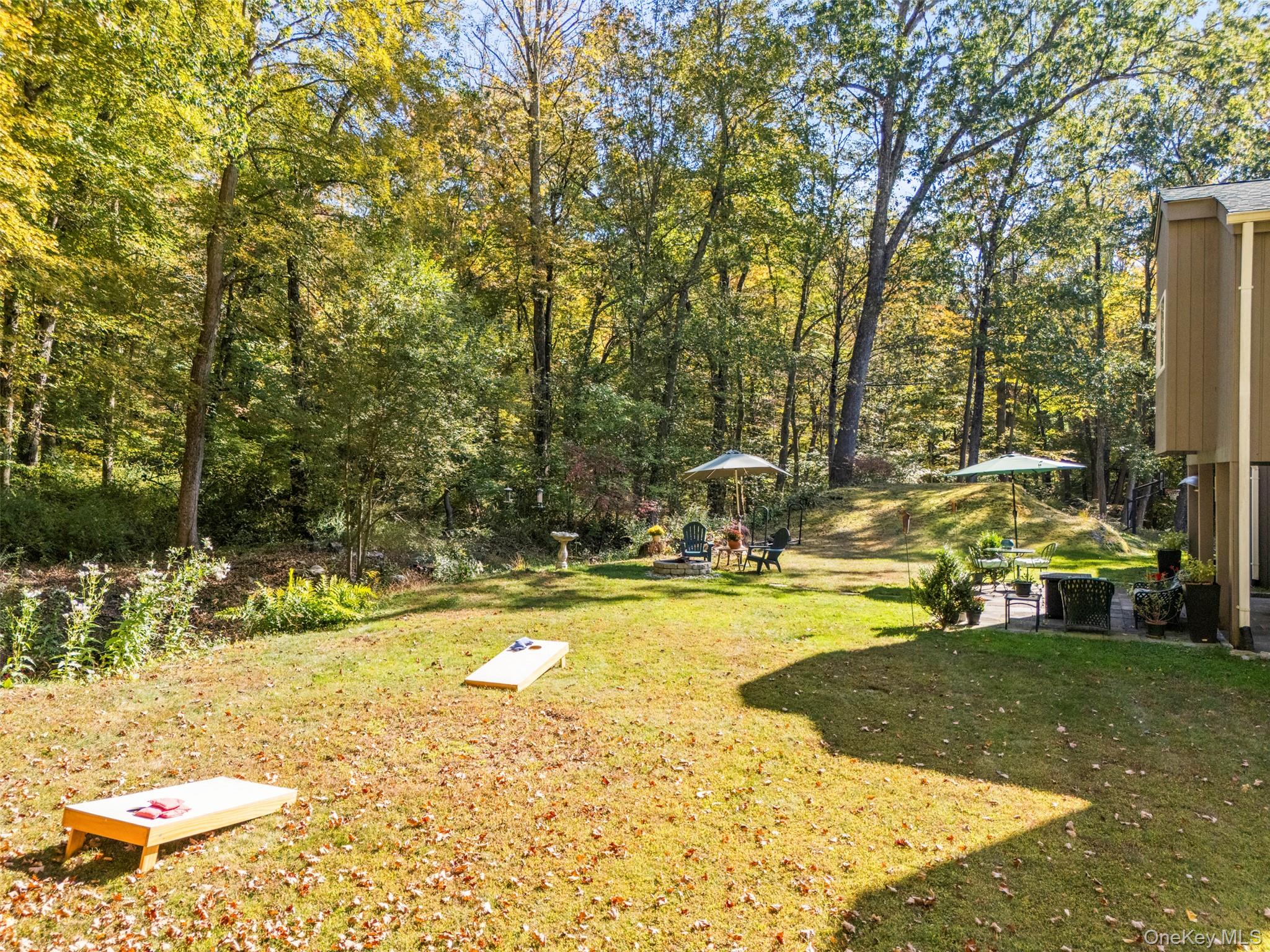 61 Mill River Road