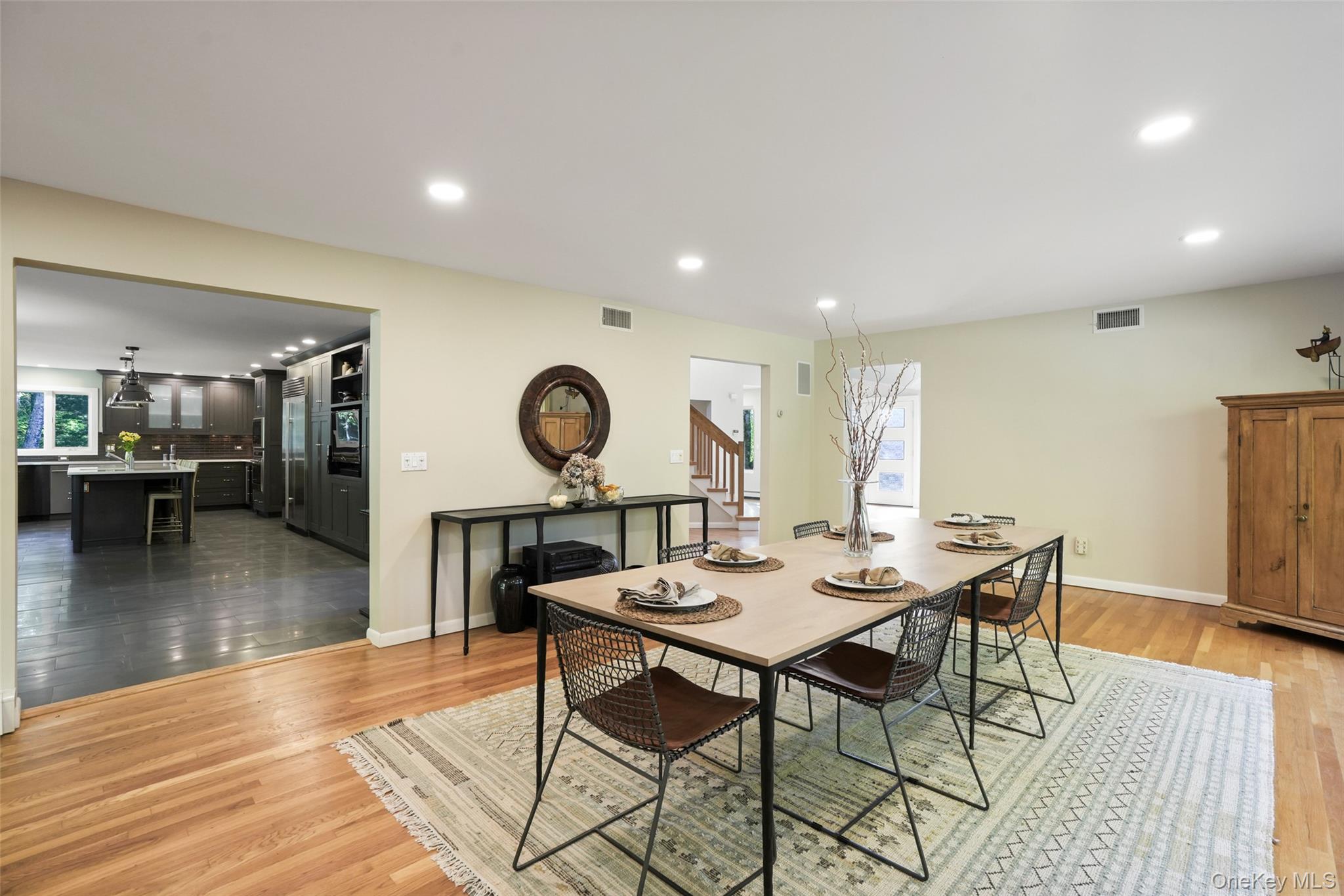 61 Mill River Road
