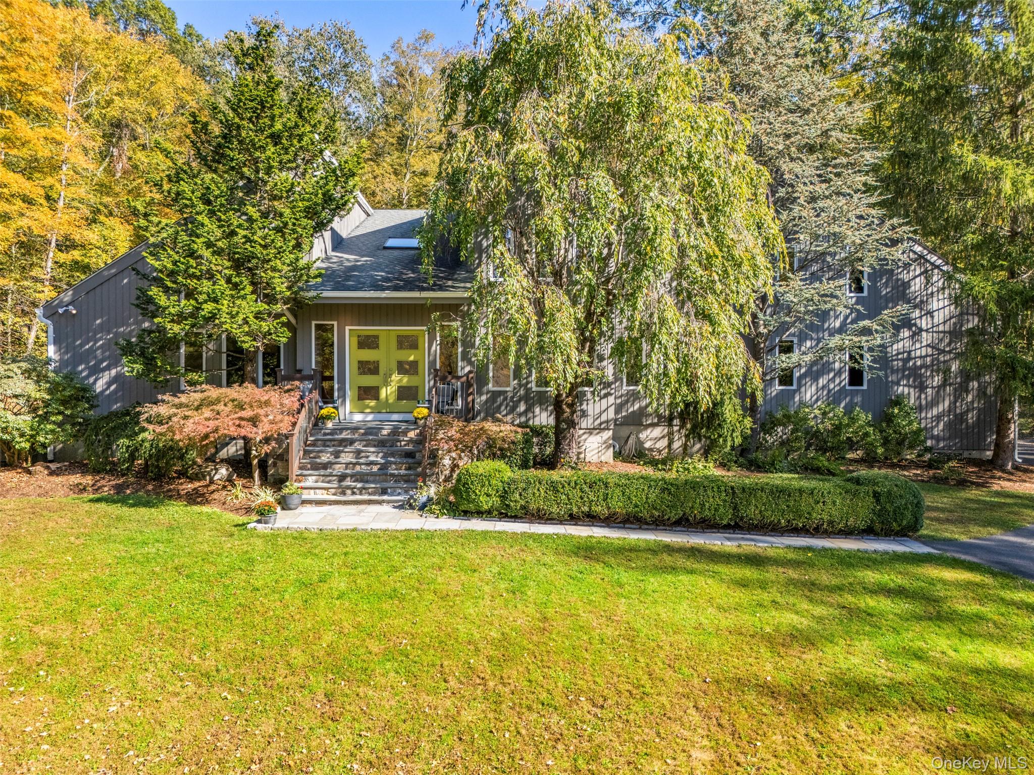 61 Mill River Road