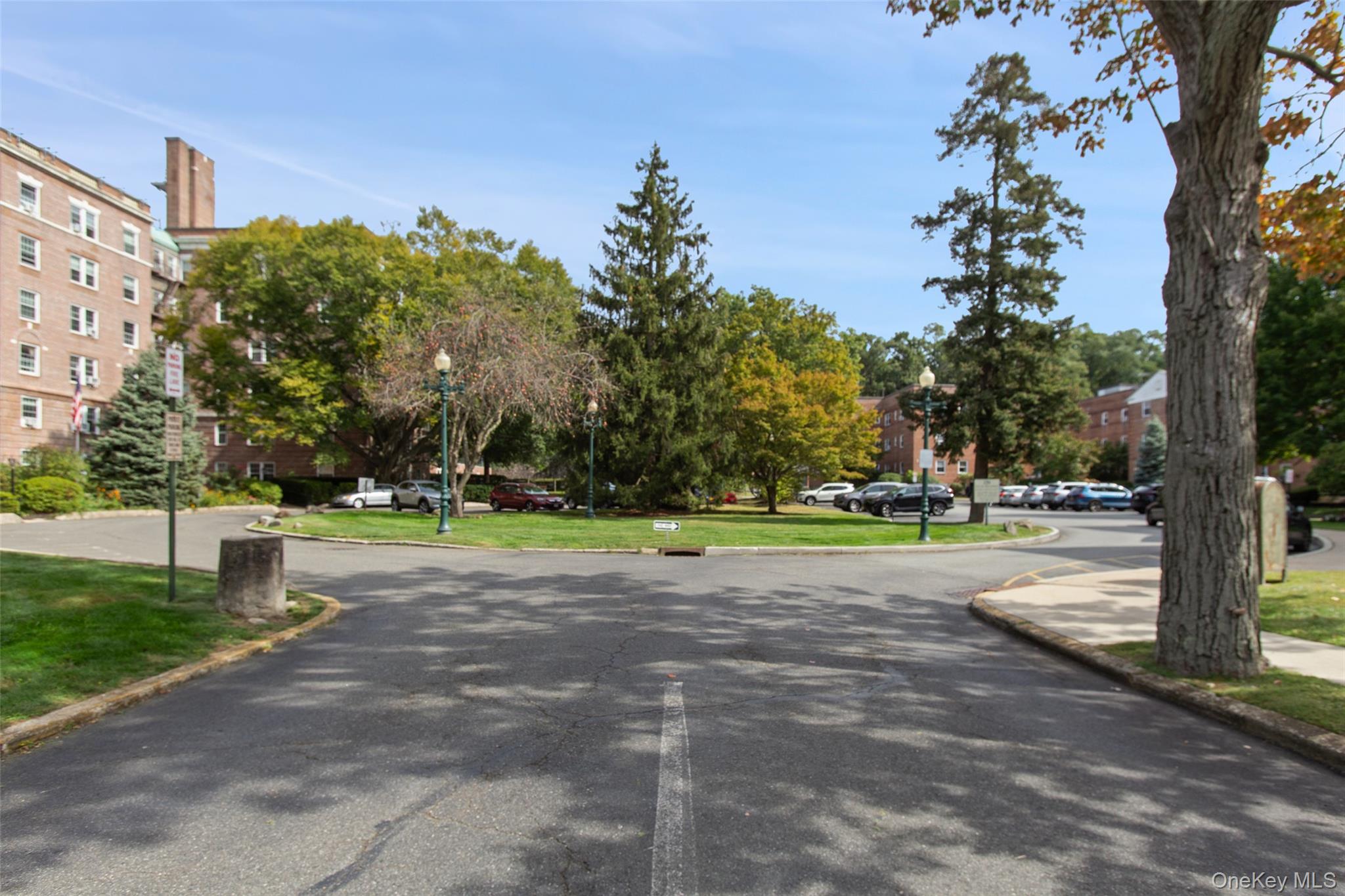 320 S Broadway Unit: R12