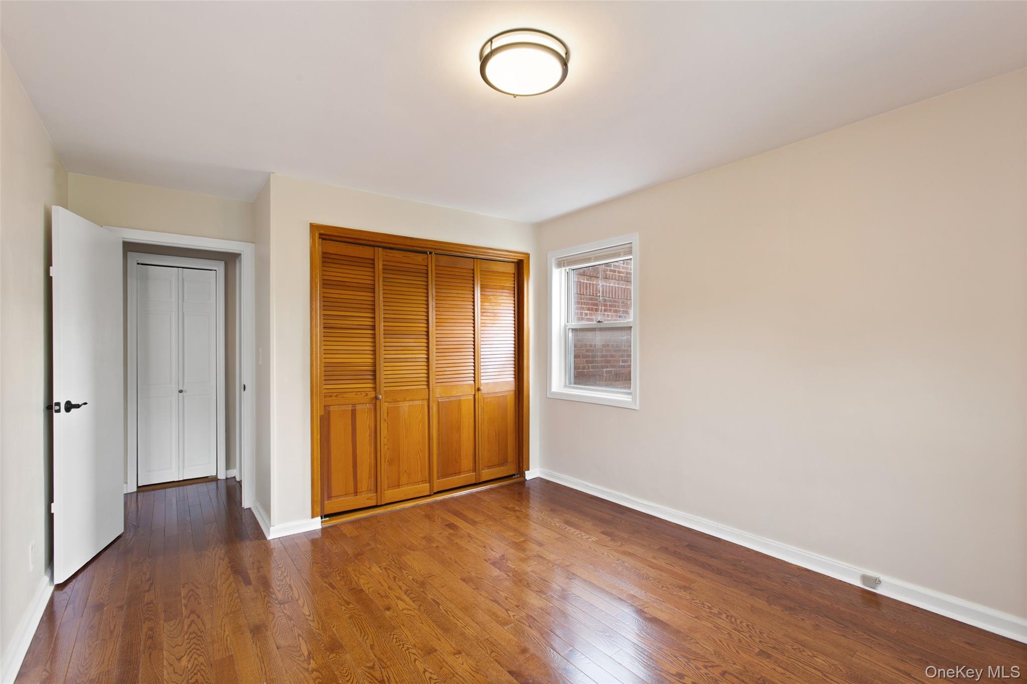 320 S Broadway Unit: R12