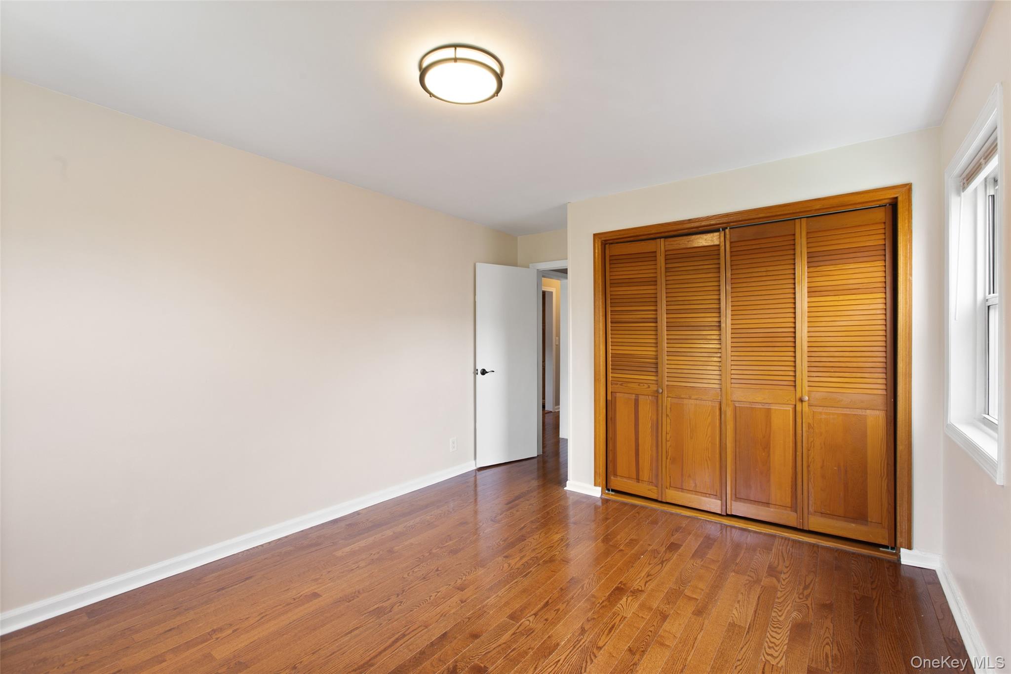 320 S Broadway Unit: R12