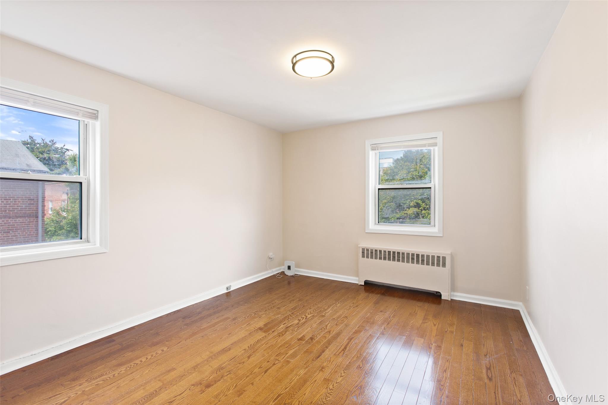 320 S Broadway Unit: R12