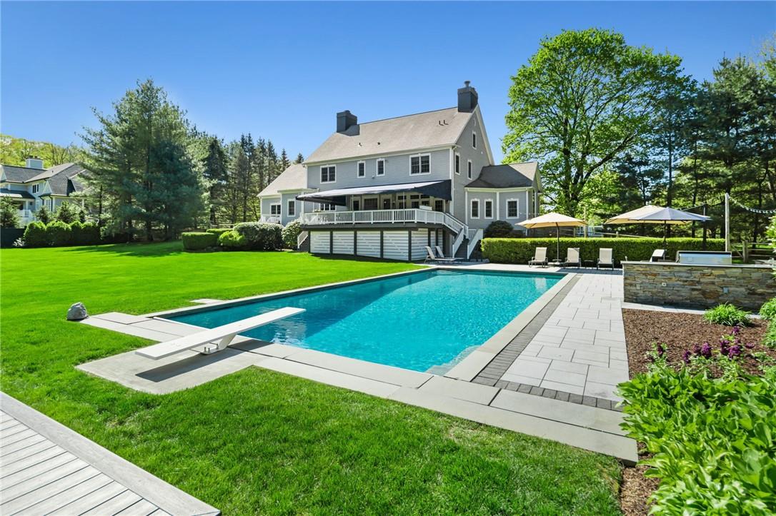 4 Henker Farm Lane