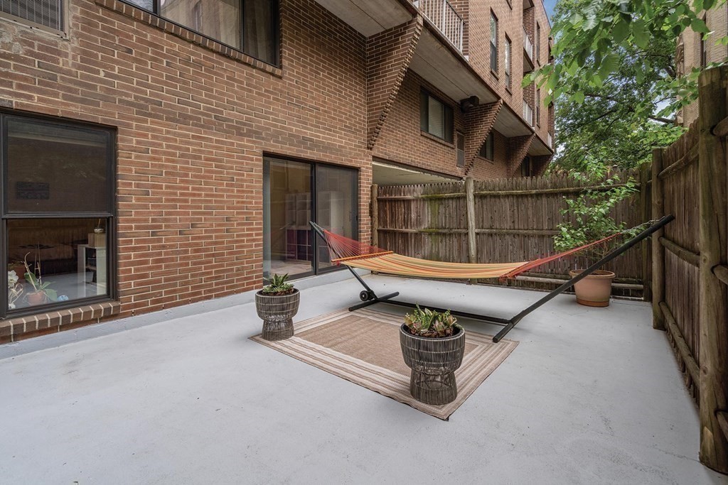 1856 Beacon St Unit: TER