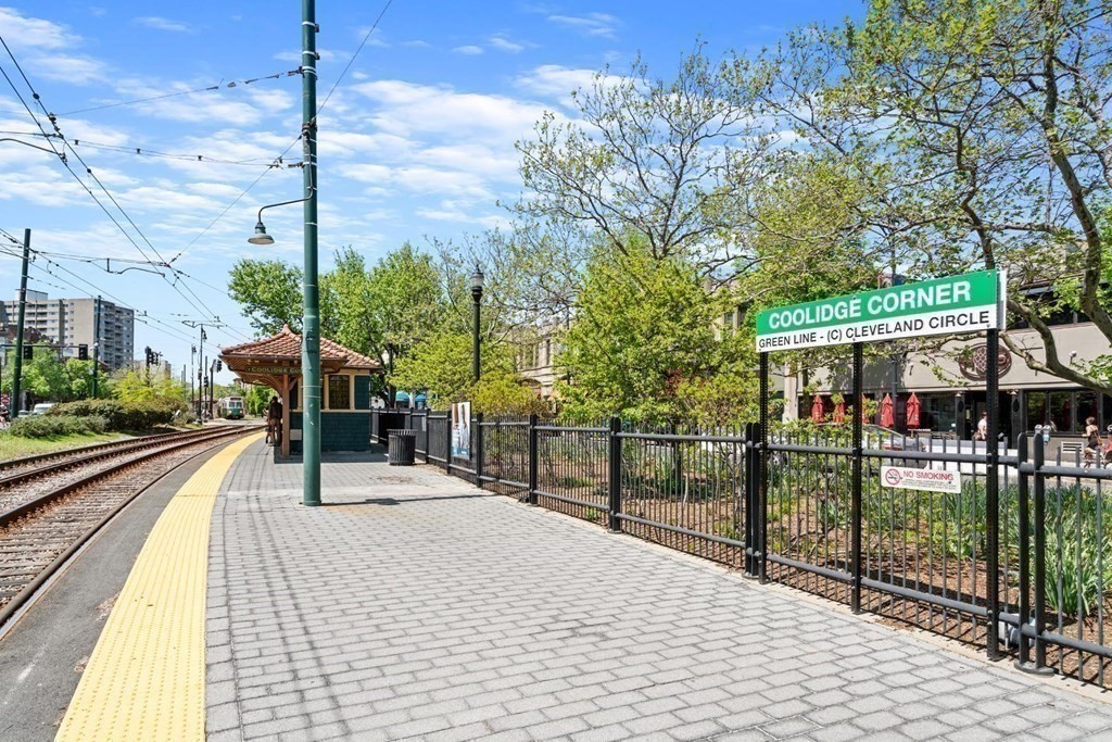 1265 Beacon St # 1001