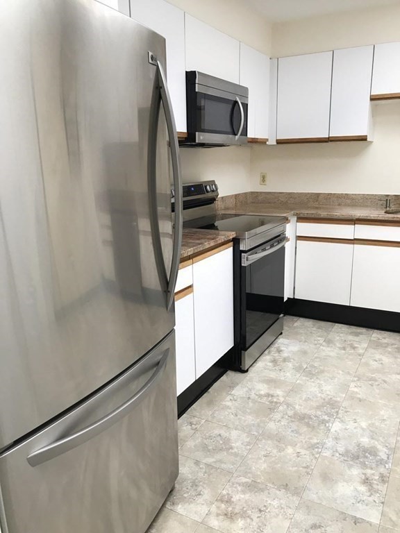 1265 Beacon St # 1001