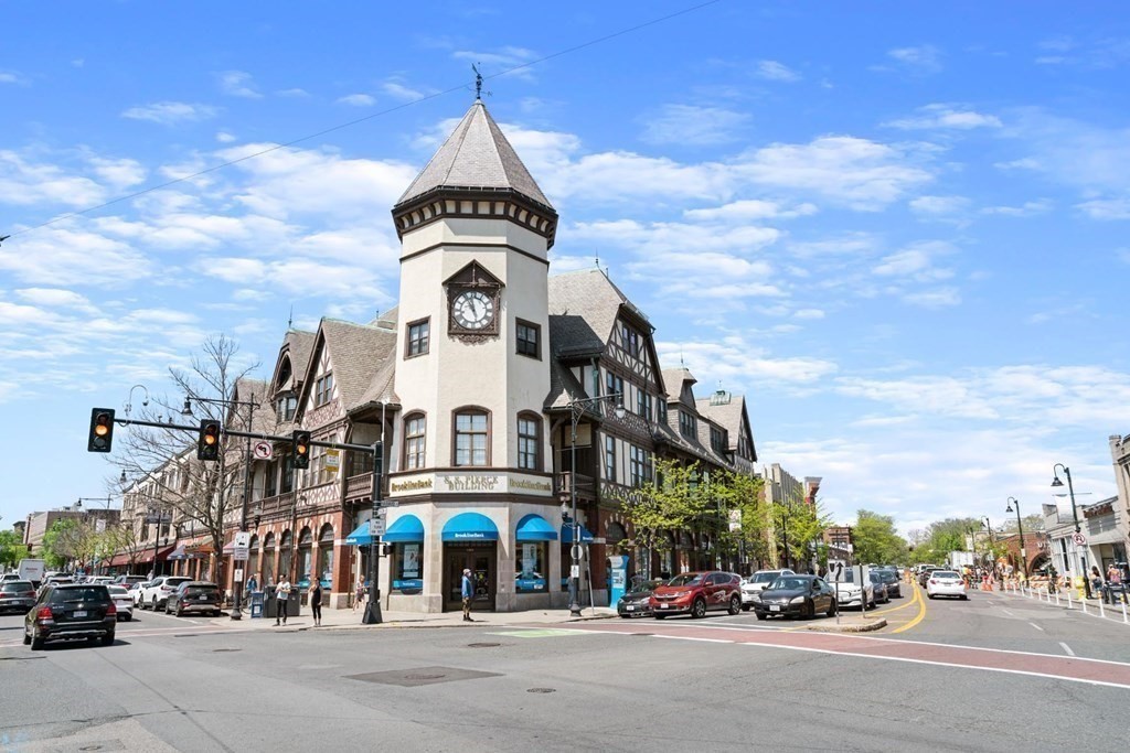 1265 Beacon St # 1001