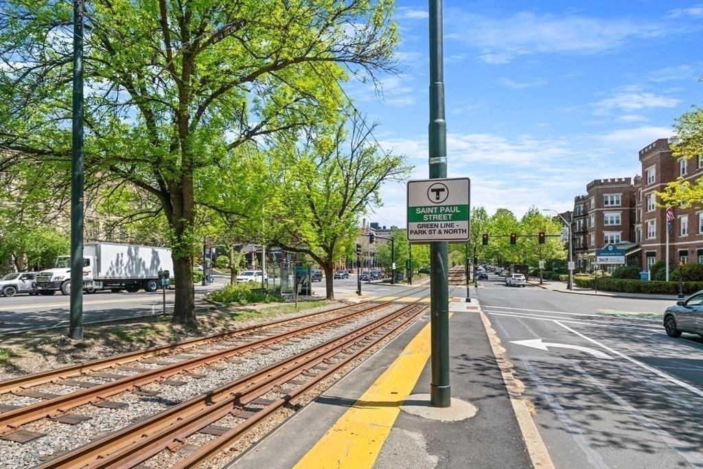 1265 Beacon St # 1001