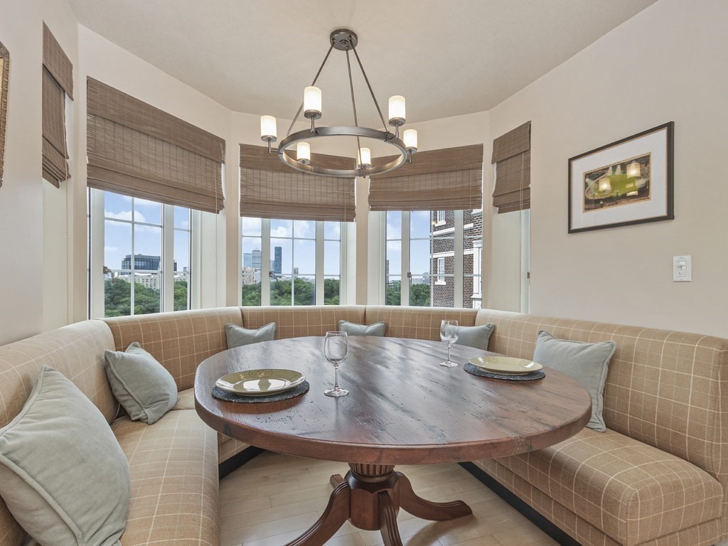 20 Chapel St # C1005