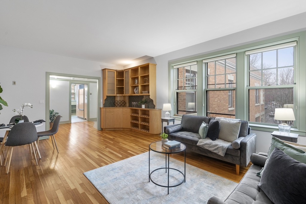 439 Washington St # 5