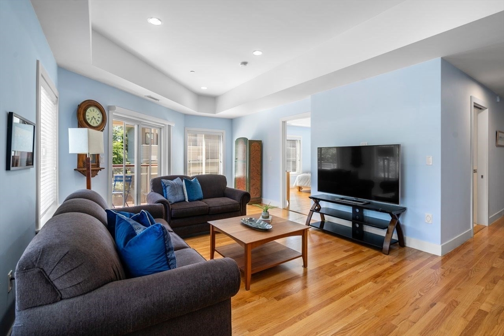310 Hammoond Pond Parkway # 203