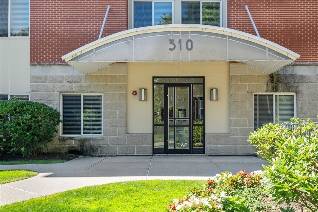 310 Hammoond Pond Parkway # 203
